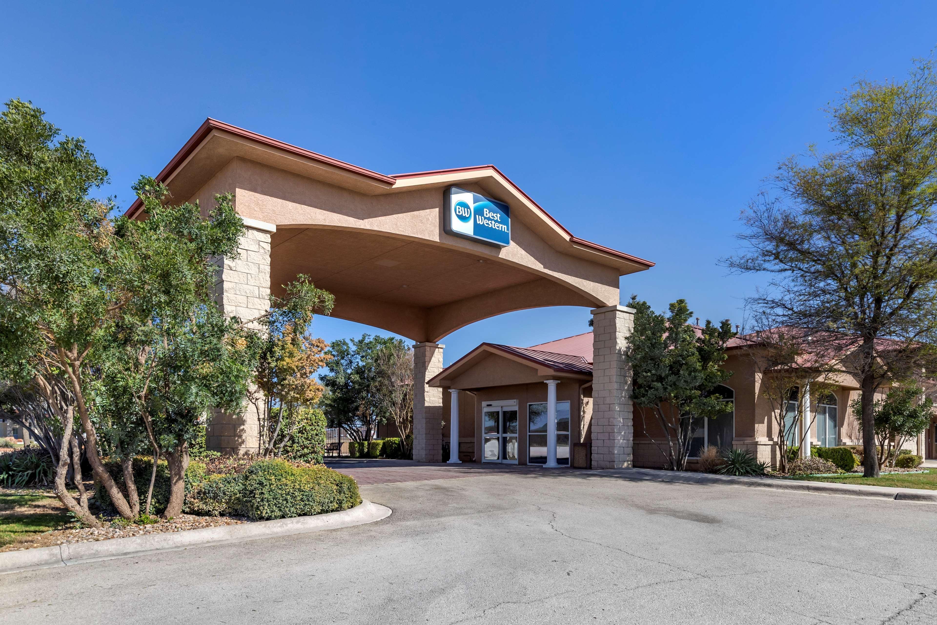 Best Western Dos Rios Junction Exterior photo