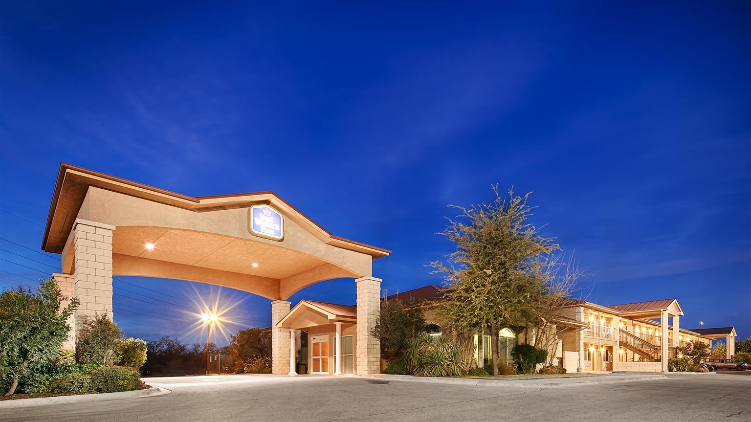 Best Western Dos Rios Junction Exterior photo