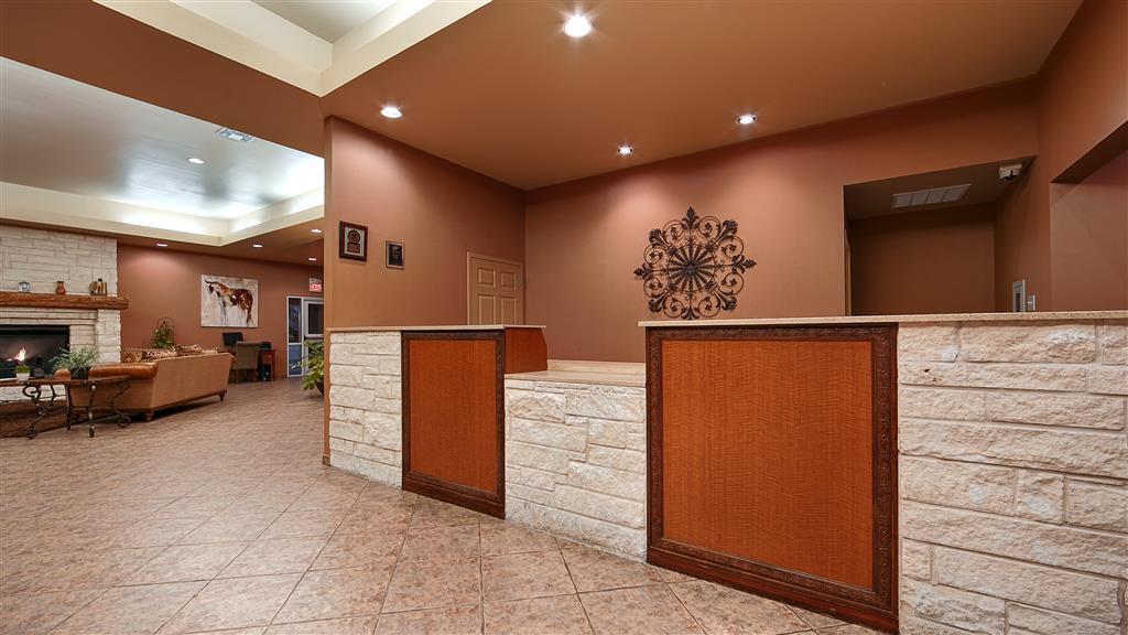 Best Western Dos Rios Junction Interior photo